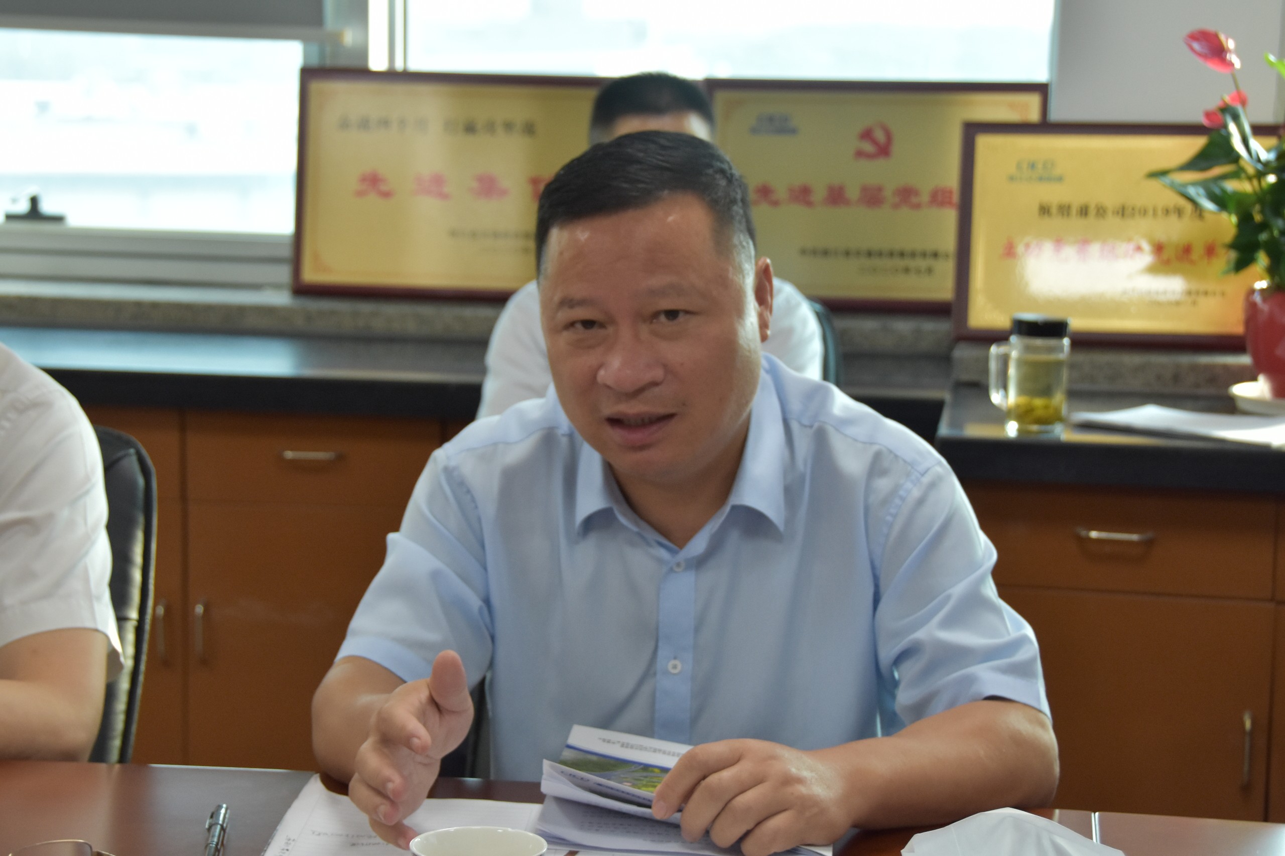 叶楠听取了嘉萧,德安公司关于项目建设最新进展,建设亮点,当前存在的